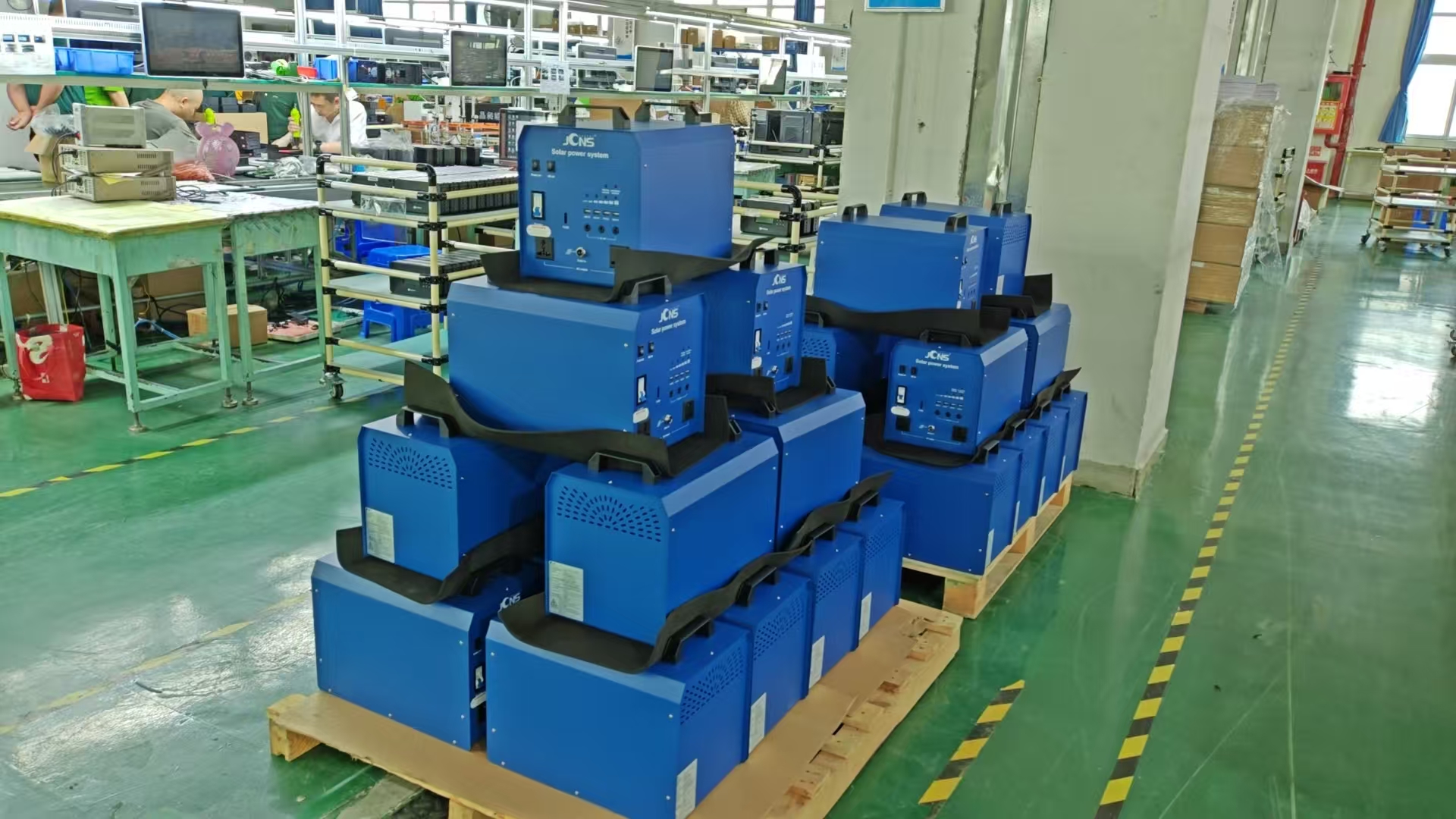 產品型號 FS019：1800W  1200WH 太陽能小系統